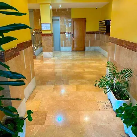 Apartamento Holibai, Amiguinos, Amplia Vivienda Con Parking Al Lado De La Playa